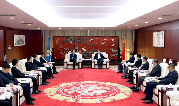溫樞剛會(huì)見中國(guó)電建黨委書記、董事長(zhǎng)丁焰章