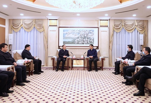 國家電網(wǎng)董事長辛保安、總經(jīng)理張智剛與江蘇省省長許昆林舉行會談