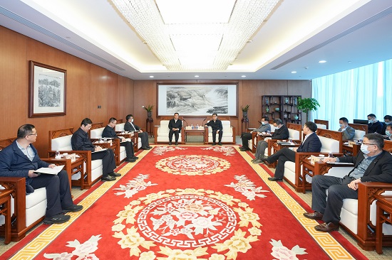 舒印彪鄧建玲會見哈電集團董事長曹志安、總經(jīng)理吳偉章
