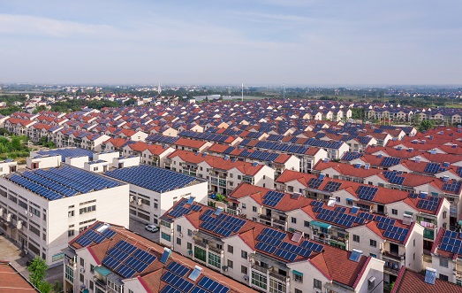 【兩會】南存輝委員：建議戶用光伏電力納入綠電、綠證、碳排放權(quán)交易市場