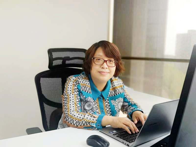 首都最美巾幗奮斗者尹洪苓：以?shī)^斗的姿態(tài)，砥礪前行 展現(xiàn)新時(shí)代“她風(fēng)采”