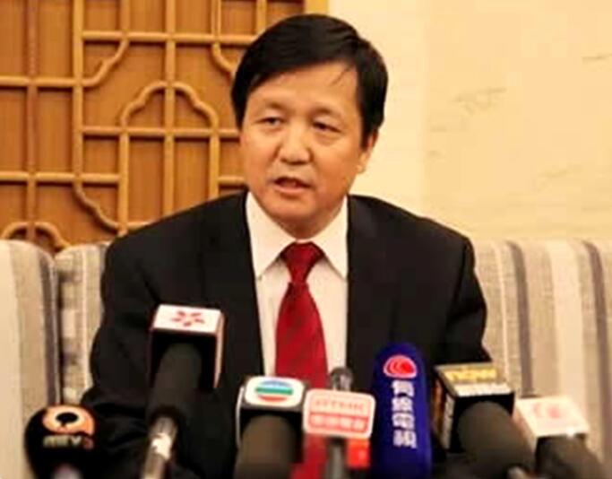 【兩會(huì)】特變電工黨委書記、董事長(zhǎng)張新：加快建設(shè)新疆新能源大基地 提高“疆電外送”能力