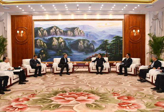 國(guó)家電投董事長(zhǎng)、黨組書記錢智民拜會(huì)寧夏回族自治區(qū)主要領(lǐng)導(dǎo)