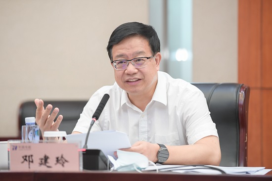 鄧建玲出席清華大學-中國華能基礎(chǔ)能源聯(lián)合研究院年度領(lǐng)導小組會議