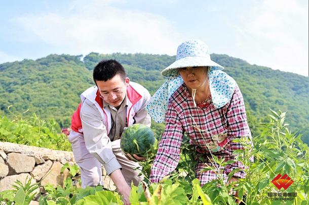 寧海電廠(chǎng)愛(ài)心認(rèn)購(gòu)西瓜助鄉(xiāng)村振興