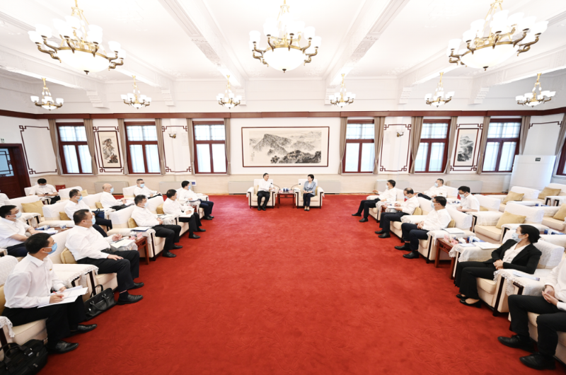 宋海良與江蘇省委常委、南京市委書記韓立明、市長夏心旻會談