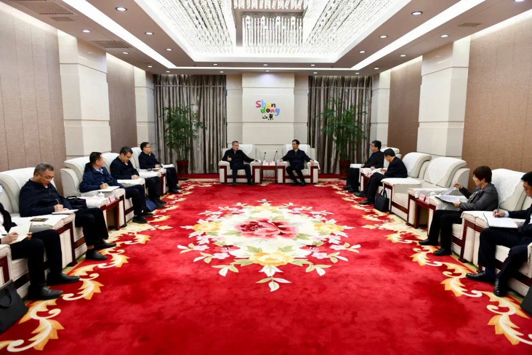大唐山東發(fā)電公司黨委書記、董事長趙永力拜會菏澤市委副書記、市長張倫
