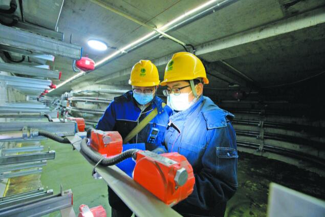 銀川供電公司：“臨近春節(jié)，保障居民安全可靠用電更是頭等大事”