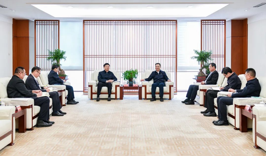 大唐集團(tuán)有限公司黨組書記、董事長鄒磊會(huì)見吉林省委常委、省委秘書長李偉