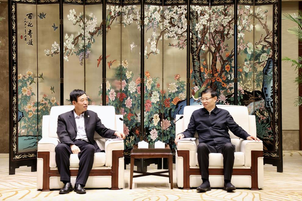 中國(guó)能建黨委副書記、總經(jīng)理孫洪水拜會(huì)江蘇省省長(zhǎng)許昆林