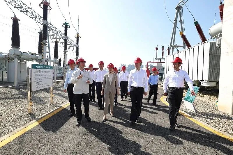 國家電網董事長、黨組書記辛保安會見四川省委書記王曉暉、省長黃強并檢查大運會供電保障工作