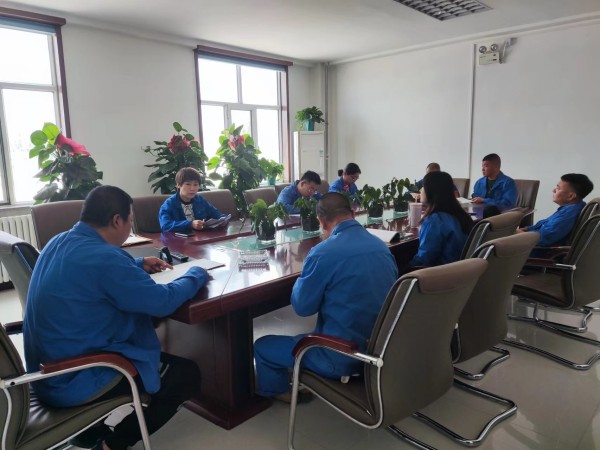 烏海市千里山供電公司：學(xué)好政務(wù)處分法，增強履職盡責能力