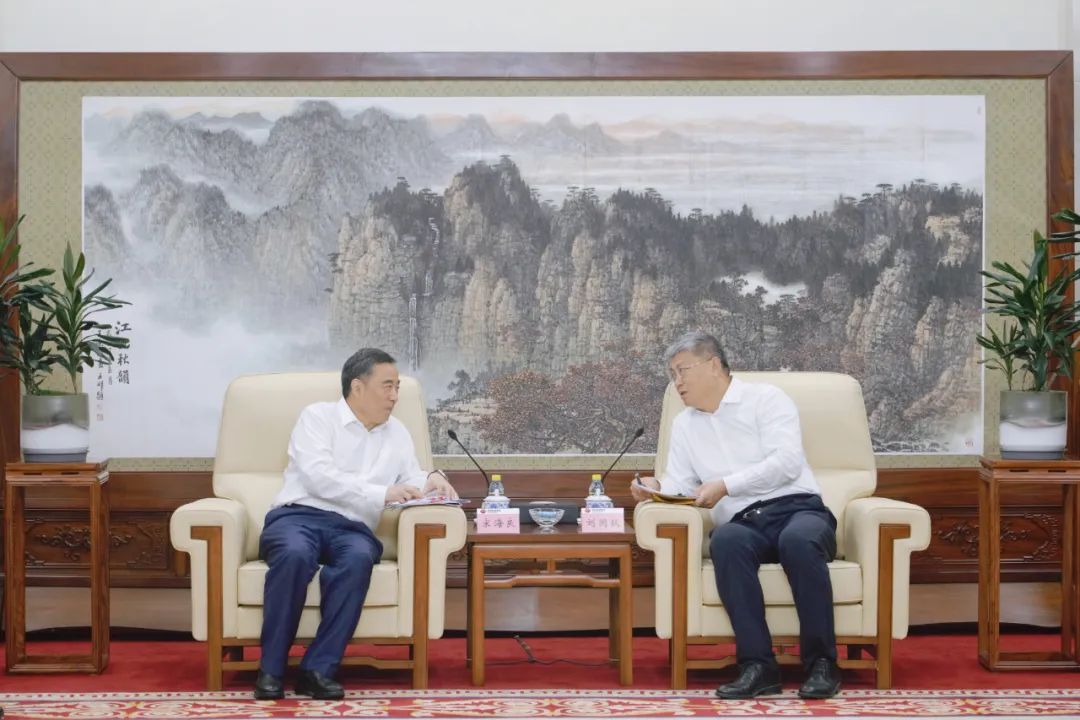 中國能建黨委書記、董事長宋海良與國家能源集團(tuán)黨組書記、董事長劉國躍會談