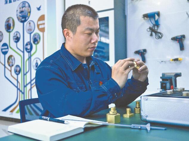 何龍：扎根北疆9年，他找到了自己的位置