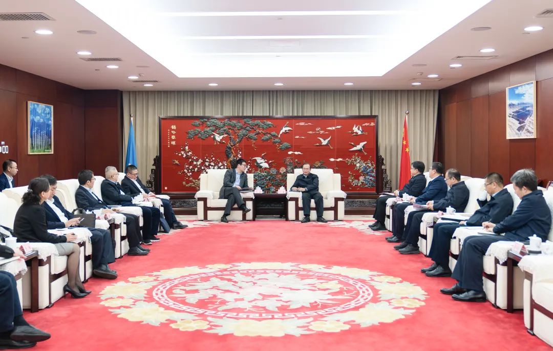 華電黨組書記、董事長江毅會見上海電氣集團黨委書記、董事長吳磊