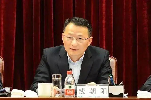 錢朝陽任中國(guó)南方電網(wǎng)有限責(zé)任公司董事總經(jīng)理、黨組副書記