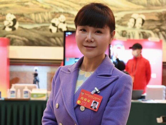 四川省政協(xié)委員李佳蔚：四川要優(yōu)化碳產(chǎn)品、參與碳交易，不斷完善碳設(shè)施