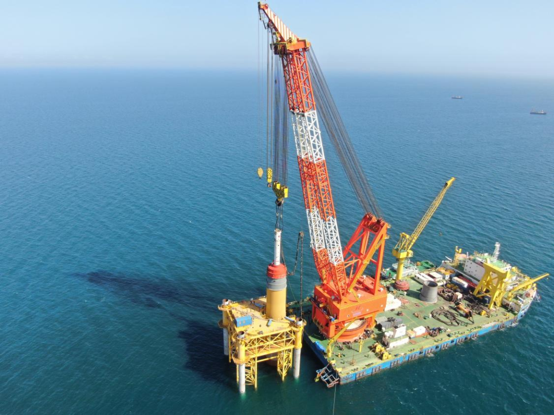 海南省首根海上風(fēng)電樁基下海，這個(gè)示范項(xiàng)目正式開工！