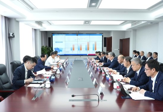 中國(guó)電建黨委書記、董事長(zhǎng)丁焰章赴上海片區(qū)子企業(yè)調(diào)研指導(dǎo)工作