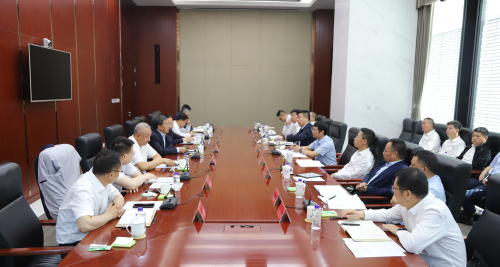 中國(guó)電建黨委常委、副總經(jīng)理劉源源與晉能控股集團(tuán)黨委書(shū)記、董事長(zhǎng)李國(guó)彪舉行會(huì)談