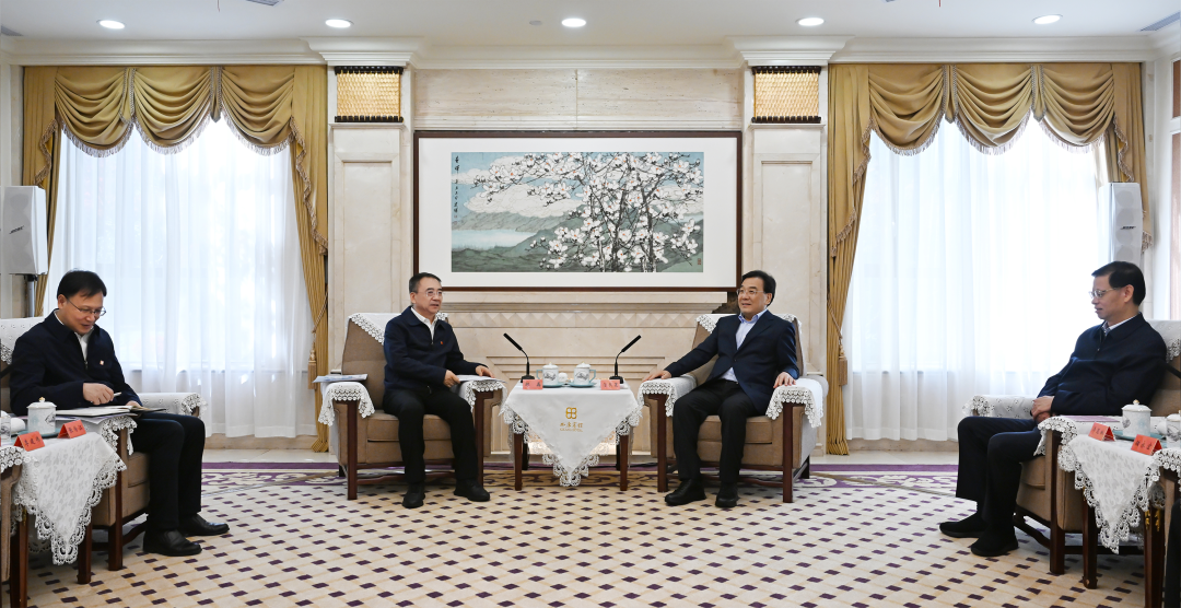 大唐集團董事長鄒磊、總經(jīng)理張傳江拜會江蘇省委書記信長星、省長許昆林