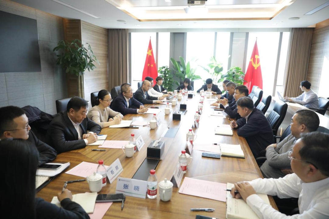 國家電投浙江公司總經(jīng)理、黨委副書記黃保軍會見浙商銀行總行黨委委員、副行長景峰