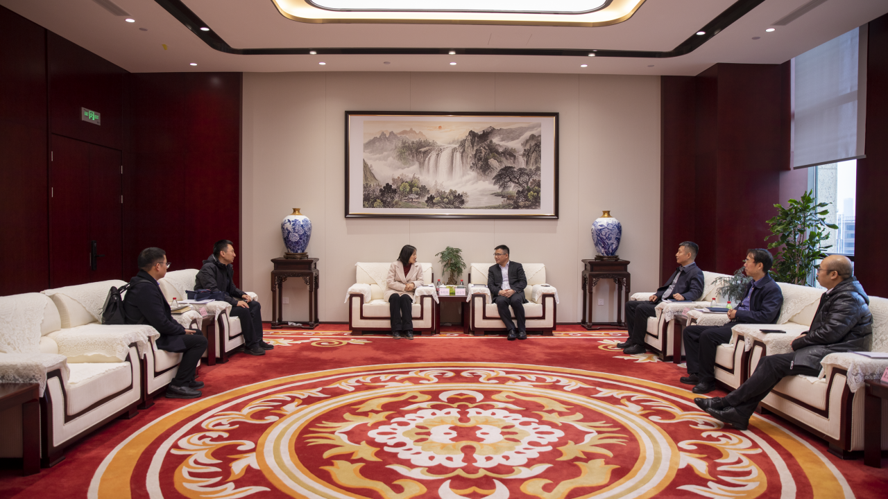 華電上海公司黨委書記顧金芳會(huì)見國家能源局華東監(jiān)管局黨組成員、副局長朱曉艷