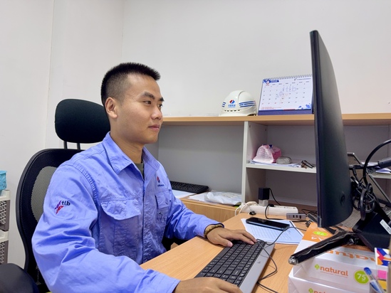 【新春走基層】春節(jié)堅(jiān)守，點(diǎn)亮異國(guó)的奉獻(xiàn)之光