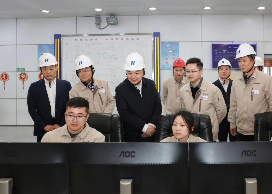華能集團(tuán)董事長、黨組書記溫樞剛到南方分公司調(diào)研